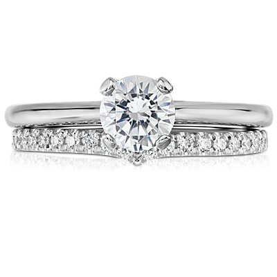 Classic V-Curved Diamond Ring in 14k White Gold (1/5 ct. tw.)