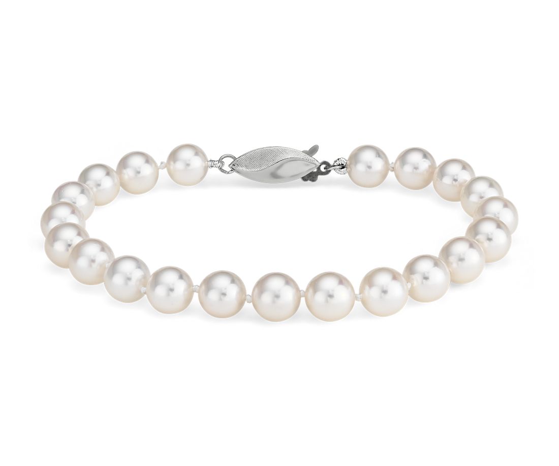 Brazalete clásico de perlas cultivadas de Akoya en oro blanco de 18 k (6,5-7,0 mm)