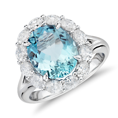 Anillo De Diamantes Y Aguamarina En Oro Blanco De 18 K Piedra Central De 3 12 Qt Blue Nile