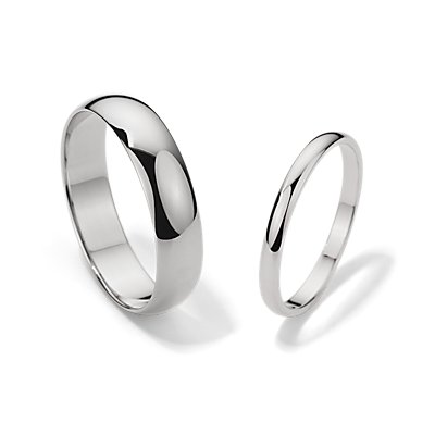 Conjunto de anillos de bodas clásicos en oro blanco de 14 k