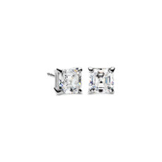Four-Prong Earrings in Platinum