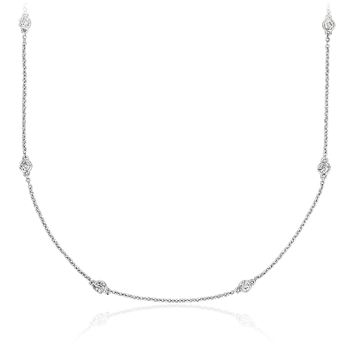 Collier avec petit diamant