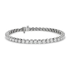 Bracelet tennis diamants de la plus haute qualité en platine(6,90 carats, poids total)