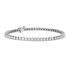 Bracelet tennis diamants de la plus haute qualité en platine(3 carats, poids total)