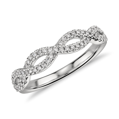 Infinity Twist Micropavé Diamond Wedding Ring in Platinum (1/5 ct. tw