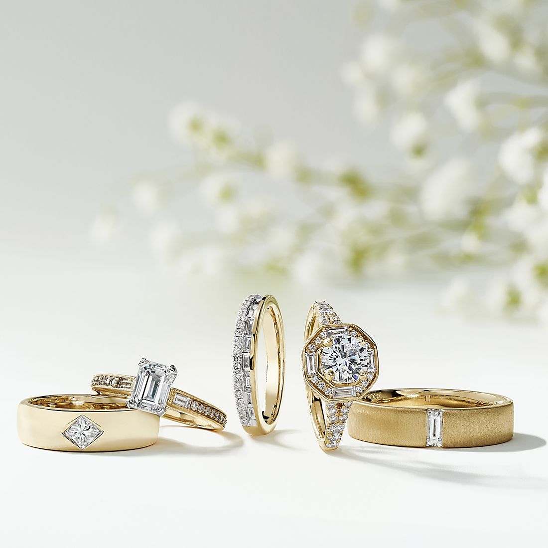 ZAC ZAC POSEN Art Deco Baguette and Round Diamond Engagement Ring with Milgrain Detail in 14k Yellow Gold (1/4 ct. tw.)