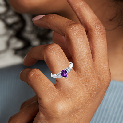 Classic Three Stone Engagement Ring with Pear-Shaped Amethyst in 14k White Gold (7x5mm)