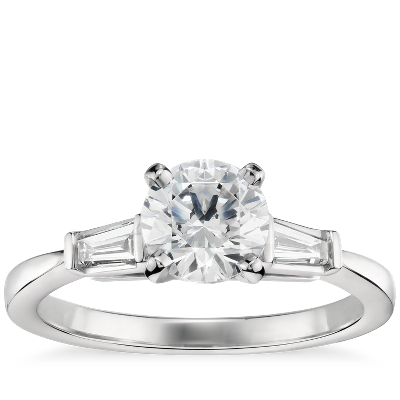 de compromiso pre-engarzado con diamantes cónicos de talla de quilate oro blanco de 14 k | Blue Nile