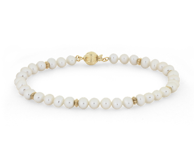 yellow gold and pearl bracelet