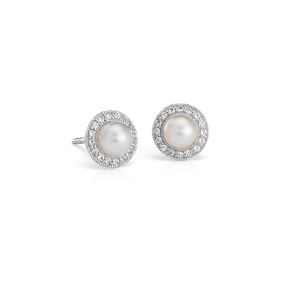 silver with pearl jewellery