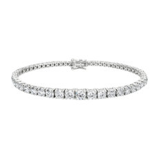 NOUVEAU Bracelet tennis diamants gradués en or blanc 14 carats (6,96 carats, poids total)