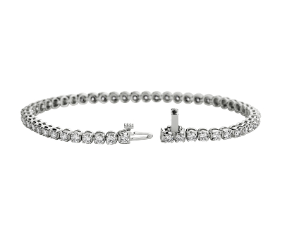 Closeup view of the bracelet clasp