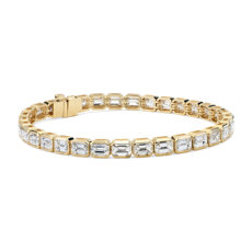 Bracelet d’éternité diamants taille émeraude en or jaune 18 carats(9,875 carats, poids total)