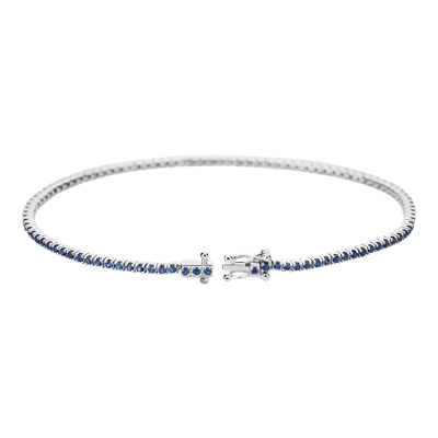 Closeup view of the bracelet clasp