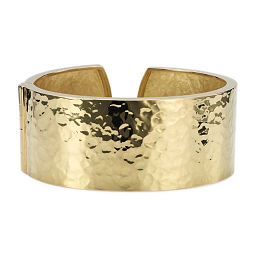 Wide Hammered Hinged Cuff in 18k Italian Yellow Gold (27 mm) | Blue Nile HK