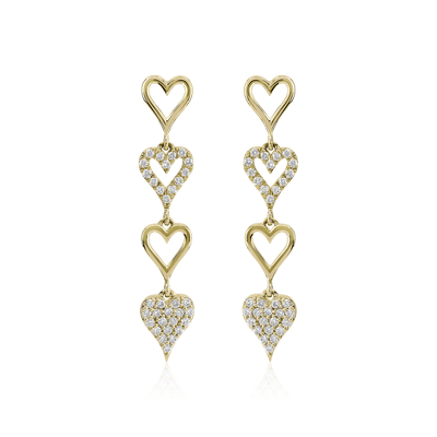 Aretes con eslabones en forma de corazón y diamantes alternados en oro amarillo de 14 k (3/8 qt. total) | Blue Nile
