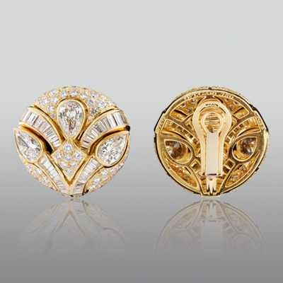 Side and back view of earring