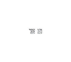 Puces d’oreilles diamants quatre griffes en or blanc 14 carats (0,30 ct, poids total)