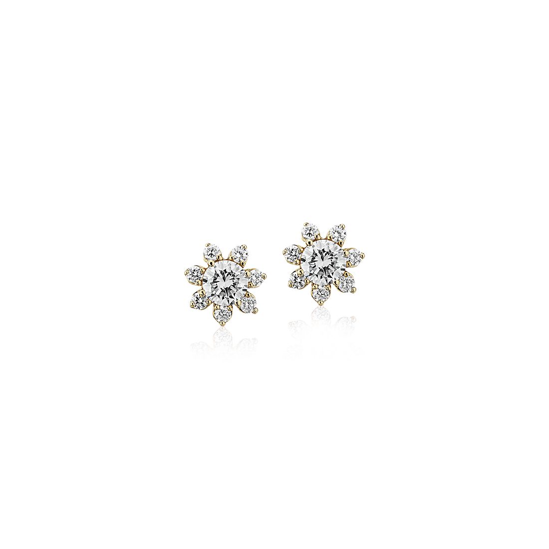 Diamond Floral Stud Earrings in 14k Yellow Gold (3/8 ct. tw.)