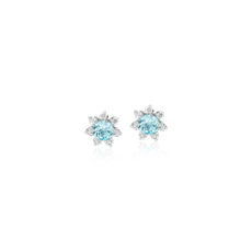 14k 白金迷你瑞士藍色托帕石耳環搭鑽石花卉光環（3.5 毫米）