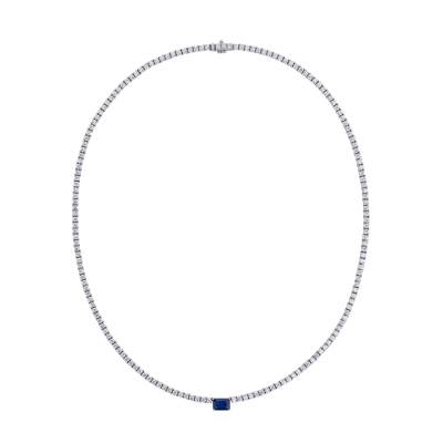 Closeup of Necklace