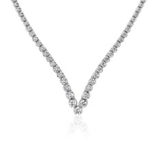 Diamond Chevron Necklace in 14k White Gold (3 ct. tw.)