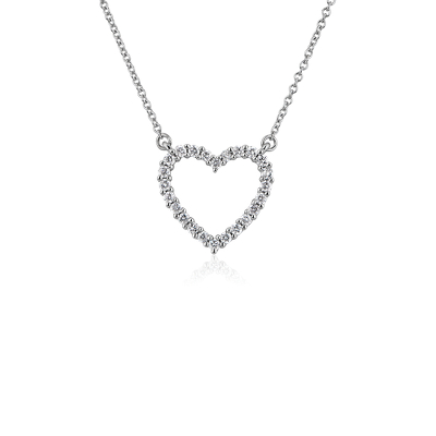 Collar en forma corazón con diamantes en oro blanco de 14 k (1/4 qt. total) | Blue Nile