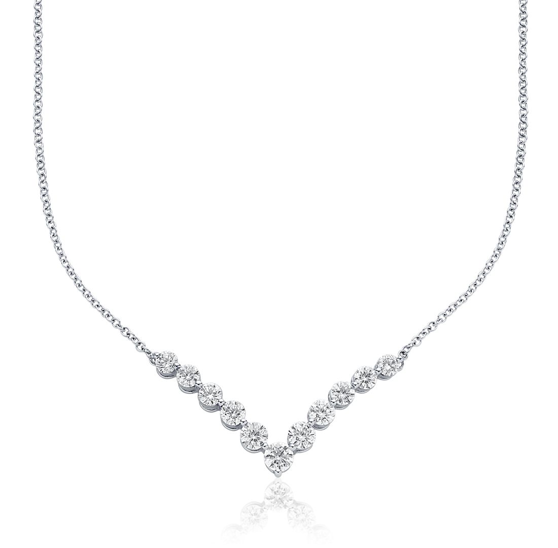 Diamond "V" Bar Necklace in 18k White Gold (2 ct. tw.)