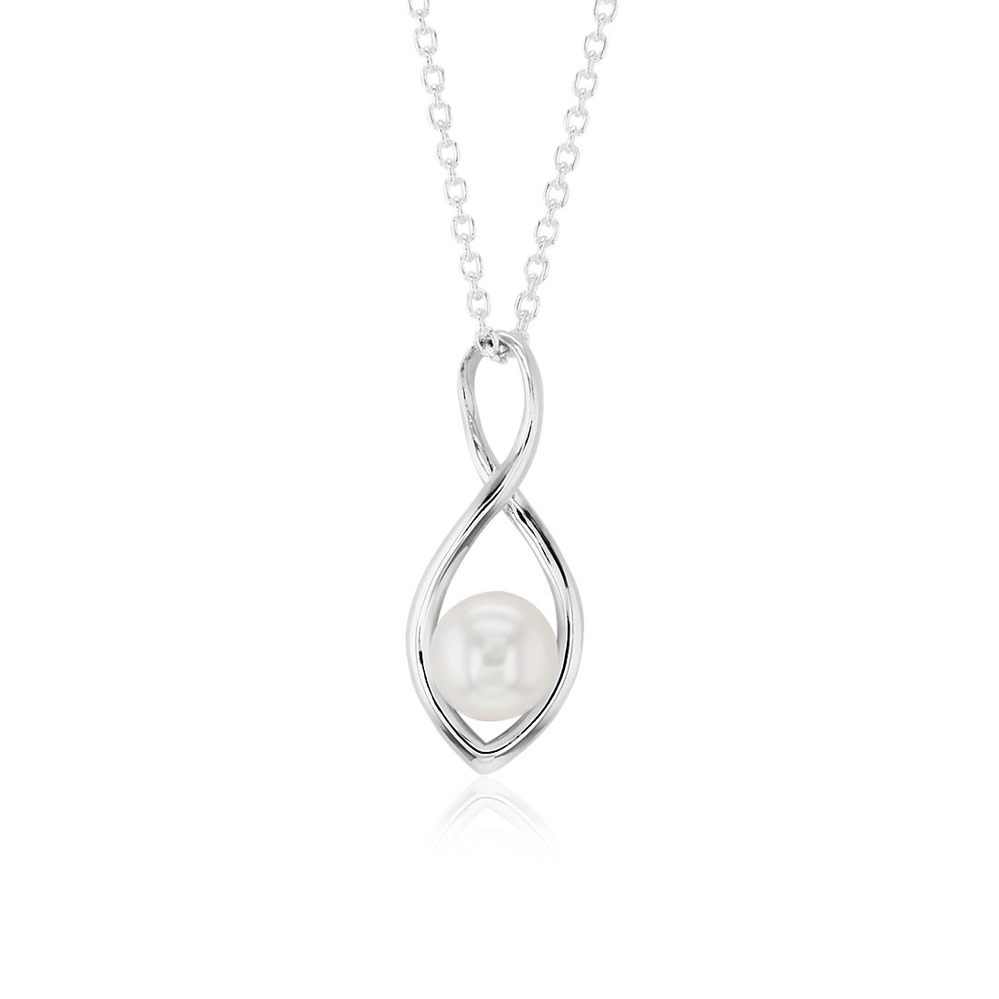 Colgante torcido con forma de lágrima de perlas cultivadas de agua dulce en plata de ley (6,5 mm)