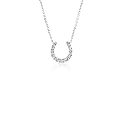 Collar pequeño de diamantes en forma de herradura oro blanco de k (1/10 qt. total) | Blue Nile