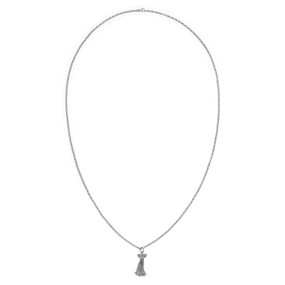 Closeup of Pendant