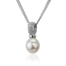 Colgante de perla cultivada del Mar del Sur y diamantes en cadena de varias vueltas en oro blanco de 18 k (12,0-13,0 mm)