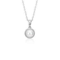 Colgante con perlas cultivadas de agua dulce en plata de ley (7 mm)