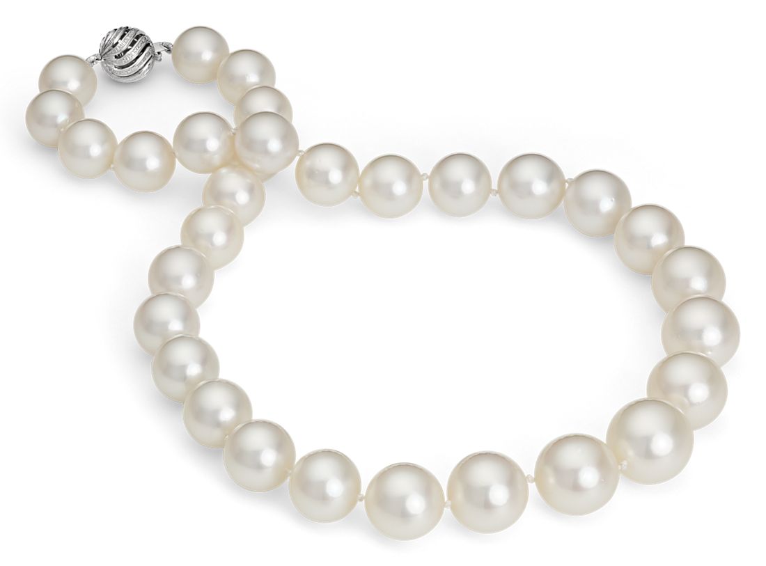 White South Sea Cultured Pearl Strand with Illusion Ball Clasp in 18k White Gold (12-15.8mm)