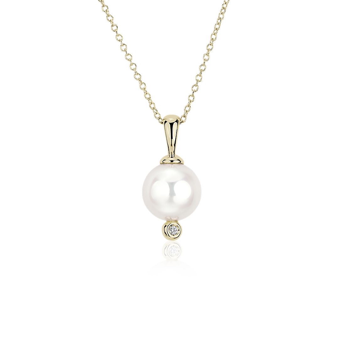 White Freshwater Pearl Pendant with Diamond Detail in 14k Yellow Gold (8.5-9mm)