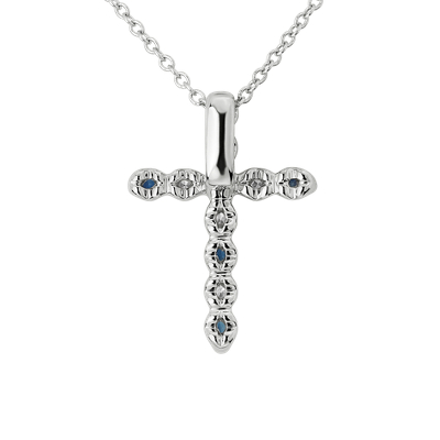 Closeup view of the bracelet clasp