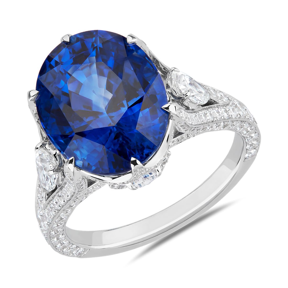 Anillo diamantes y zafiro azul en oro blanco de 18 k (2,01 ct total) | Blue Nile