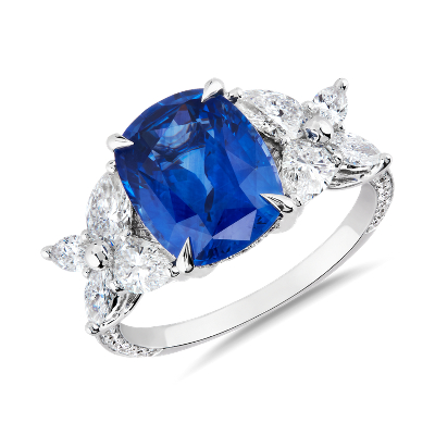 Anillo de diamantes y azul blanco de 18 k | Blue Nile