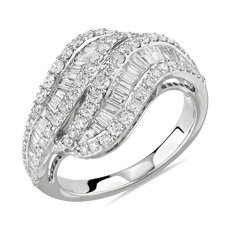 Twisting Baguette and Round Diamond Ring in 14k White Gold 1 3/8 ct. tw.)