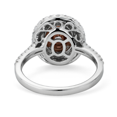 Closeup view of the bracelet clasp