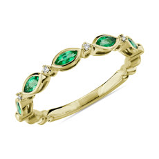 14k 黃金欖尖形綠寶石鑽石戒指（4x2 毫米） 