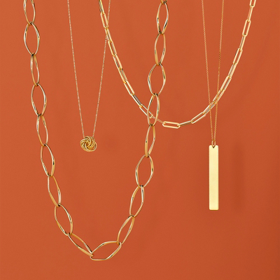 1. Blue Nile Gold Necklace