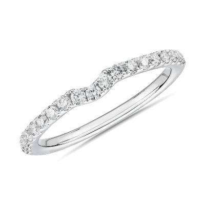 Petite Curved Diamond Wedding Ring In Platinum 1 4 Ct Tw