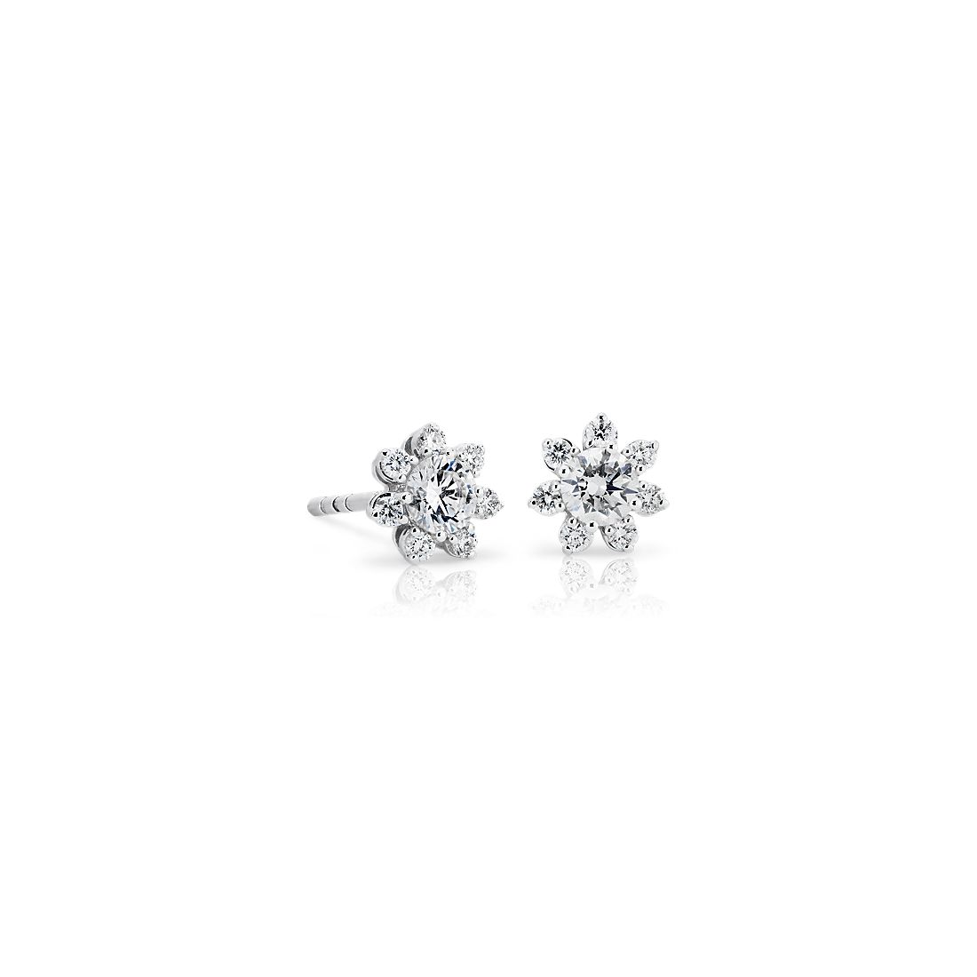 Diamond Floral Stud Earrings in 14k White Gold (3/8 ct. tw.)