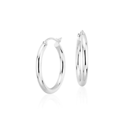 Small Hoop Earrings in Platinum (3/4") | Blue Nile