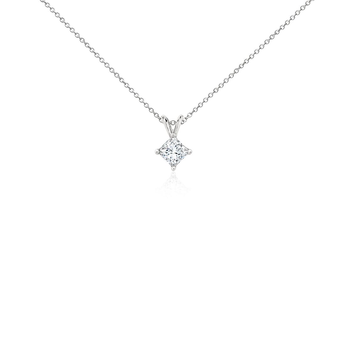 Pendentifs diamant taille princesse en platine(1 carat, poids total)