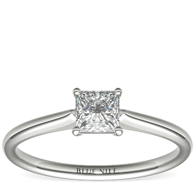 Bague De Fiancailles Solitaire Taille Princesse De Petite Taille