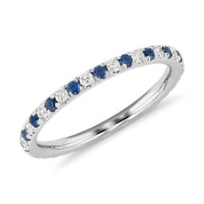14k 白金Riviera 密釘藍寶石與鑽石戒指（1.5 毫米） 