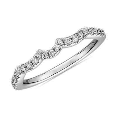 鉑金曲線扇貝形鑽石結婚戒指（1/5 克拉總重量）