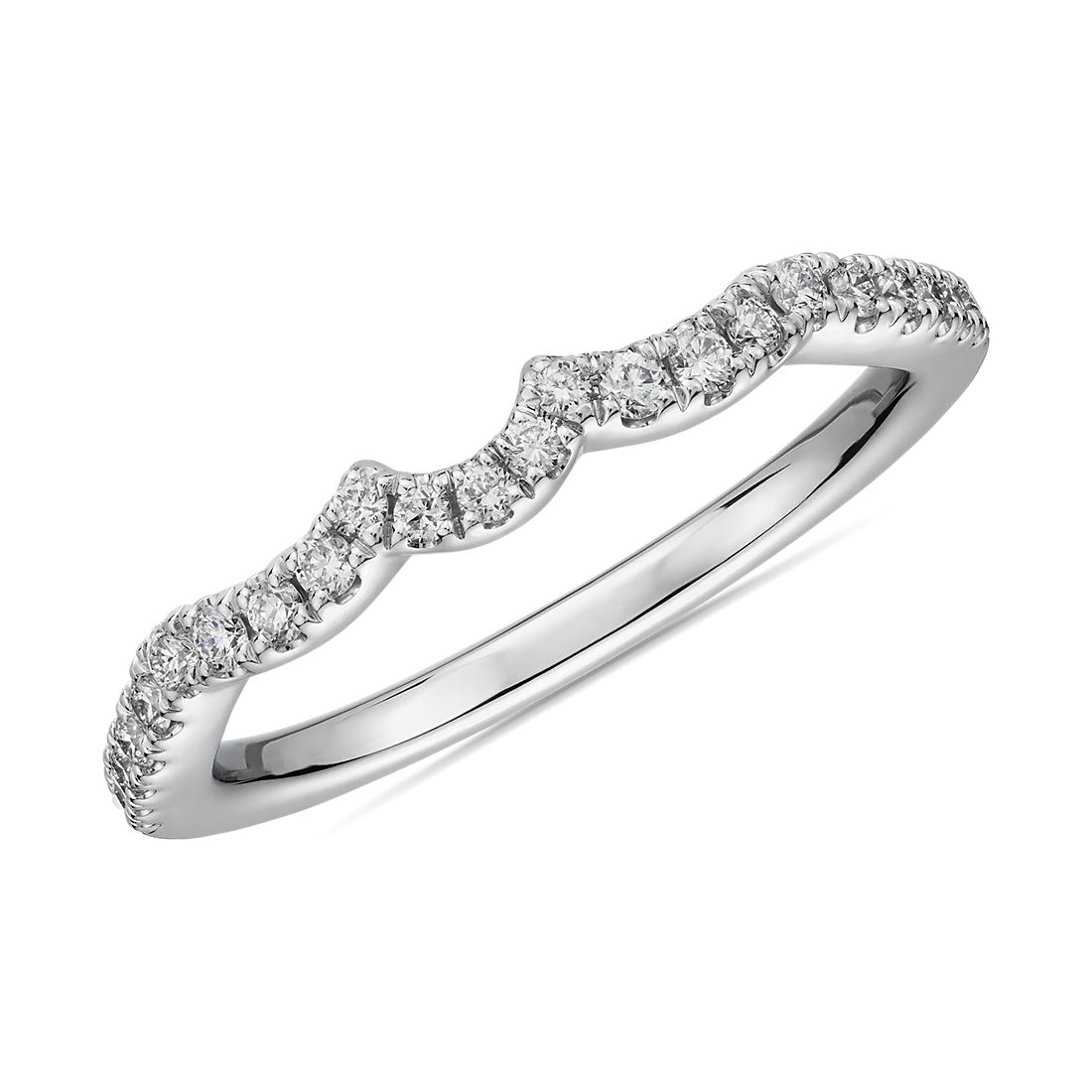 Scallop Curved Diamond Wedding Ring in Platinum (1/5 ct
